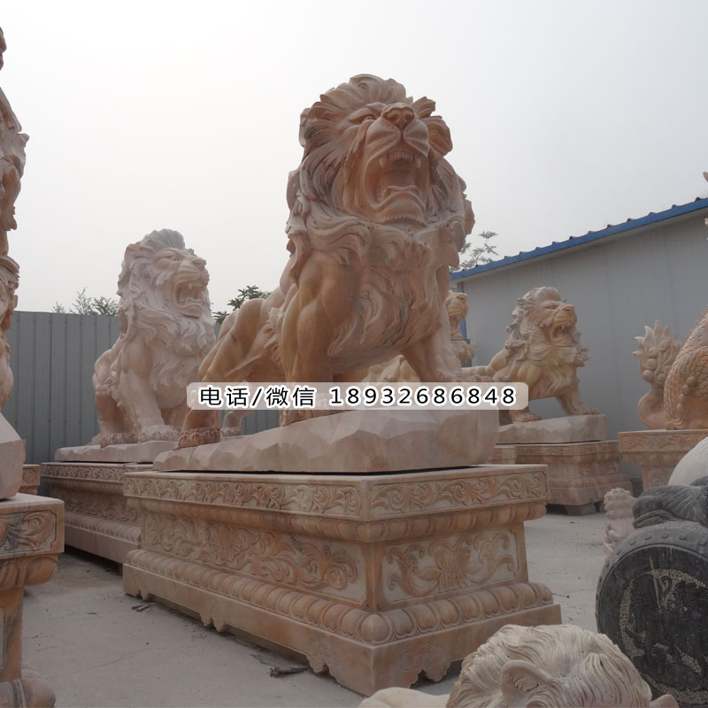 大型欧式晚霞红石狮子雕刻厂家,石雕狮子加工价格,曲阳晚霞红石雕狮子图片